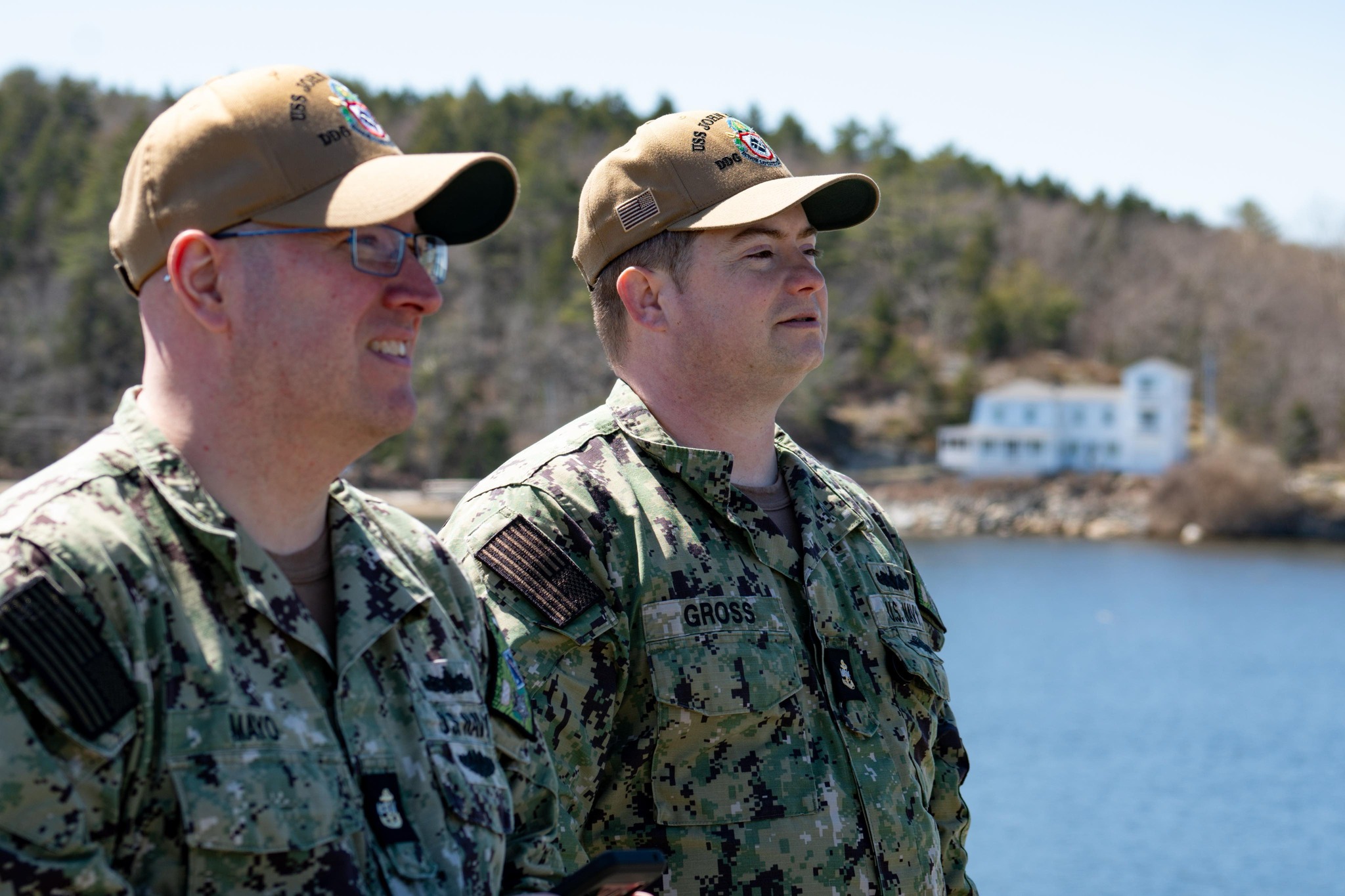 USS John Basilone DDG-122, Photographs – USS Basilone DDE/DD 824