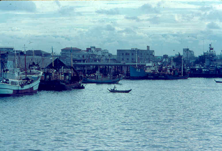 Kao-shiung Harbor